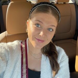 Meet your Posher, Miriam